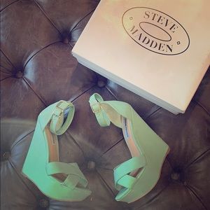 Steve Madden XENON Mint Green Super High Wedges